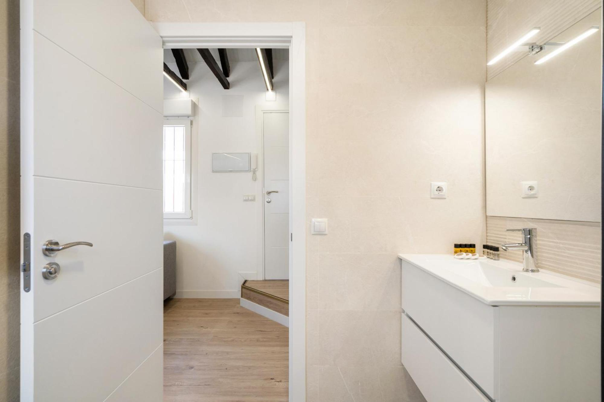 Apartamentos En La Avda De La Albufera Alquiler Temporal مدريد المظهر الخارجي الصورة